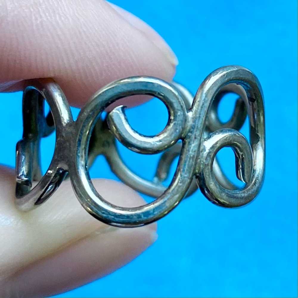 Sterling Silver Openwork Infinity Ring - Picture 3 of 3